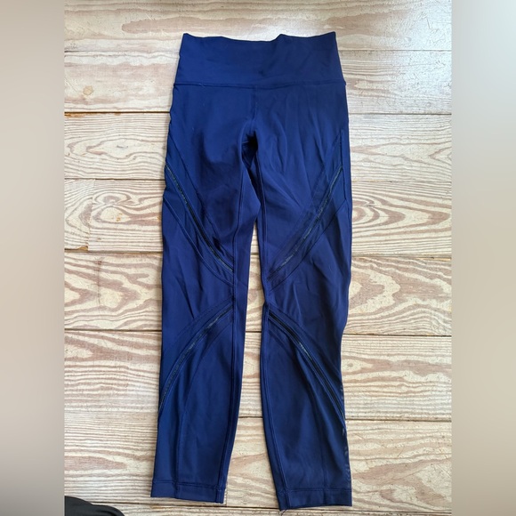 Lululemon High Times Pants in Metta Hero Blue size 6 - Picture 1 of 3